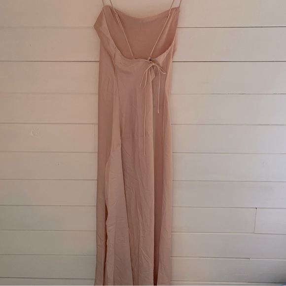 NWT ASTR THE LABEL Cowl Slip Midi Dress in Blush Womens Front Slit - Picture 3 of 6